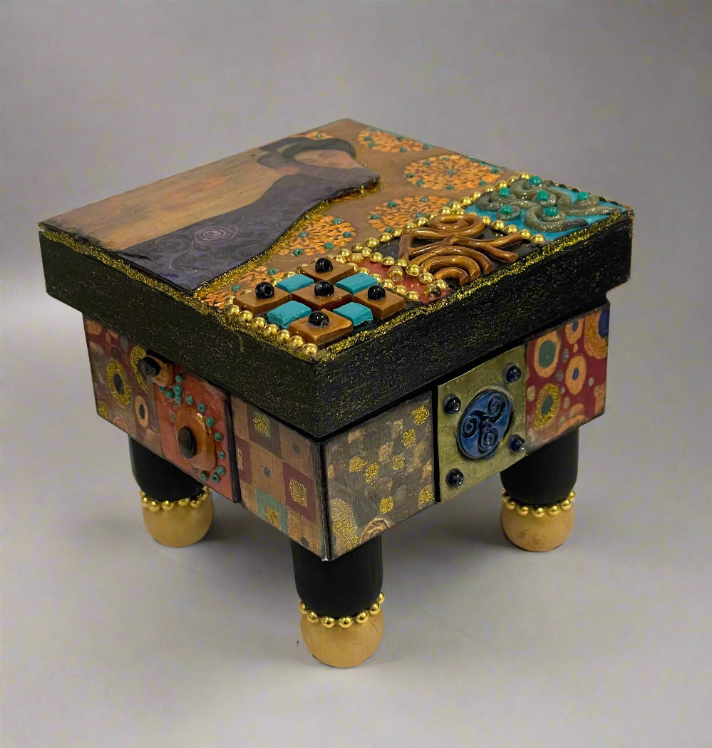 Bernice Pollock - Wood - Embellished box - 4.5