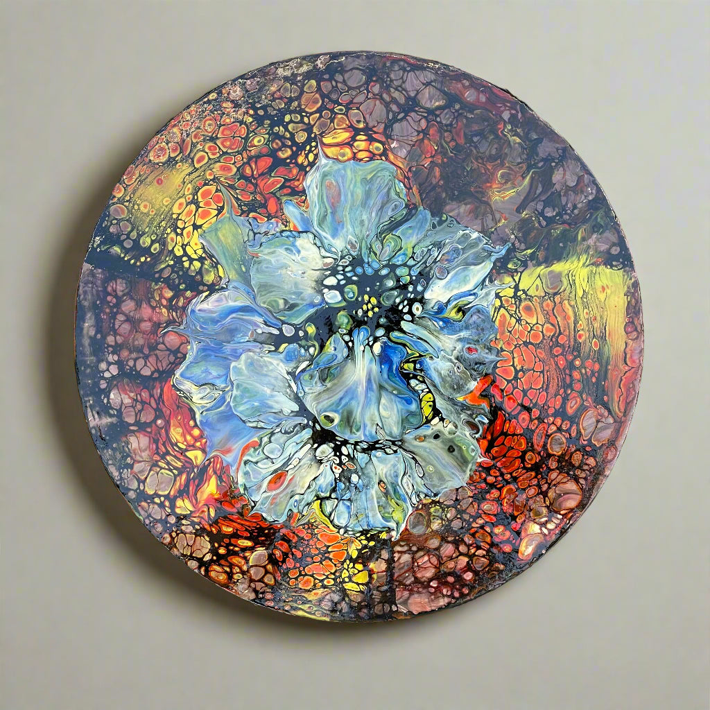 Diana Lockwood - Acrylic Pour -Flowers - Circle 10