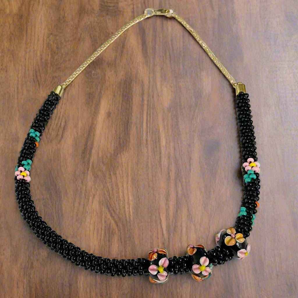 Diana Lockwood - Necklace - Kimihimo - Black with flowers - 9