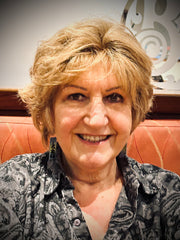 Load image into Gallery viewer, MAC School - Art Bites - Introduction to Oil Painting - Double Art Bites Class - Oct 20. 2024 - 10 AM - McMillan Arts Centre - McMillan Arts Centre Gallery, Gift Shop and Box Office - Vancouver Island Art Gallery
