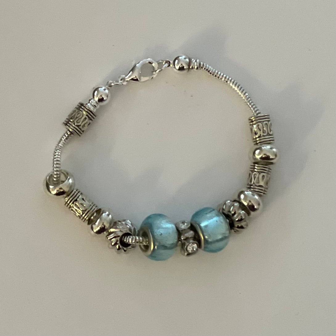 Lynn Orriss - Bracelet - Turquoise & silver beads - Lynn Orriss - McMillan Arts Centre Gallery, Gift Shop and Box Office - Vancouver Island Art Gallery