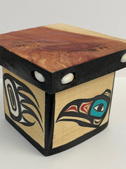 Load image into Gallery viewer, Mike Bellis - Carving - Bear &amp; Raven Bentwood box - Mike Bellis - McMillan Arts Centre Gallery, Gift Shop and Box Office - Vancouver Island Art Gallery
