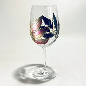 Lori Schiersmann - Glass - Wine glass by Lori Schiersmann - McMillan Arts Centre - Vancouver Island Art Gallery