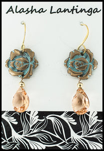 Alasha Lantinga - Earrings - "Rose with champagne quartz"